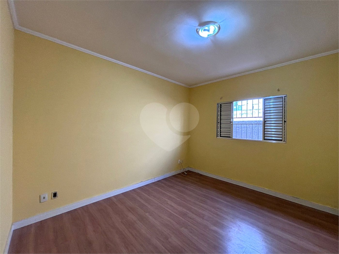 Casa à venda com 2 quartos, sendo 1 suíte, em Nova Cerejeira, Atibaia, SP