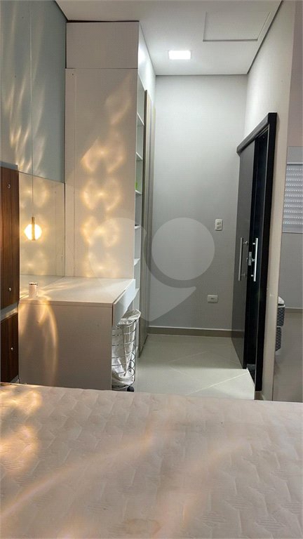 Casa à venda com 3 quartos, sendo 1 suíte, no condomínio Real Park Tietê, Mogi das Cruzes - SP