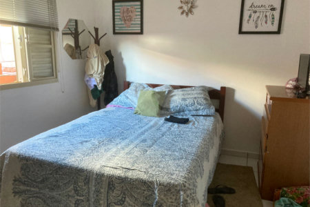 Vende-se excelente casa próxima ao Centro