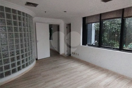 Sala comercial para locação no Jardim Paulista