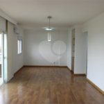 Apartamento de 3 Suítes com Vista Definitiva e Sol da Manhã no Condomínio Club House - Parque do Prado