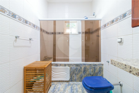 Casa à venda com 3 quartos, sendo 1 suíte,  em Chácara Monte Alegre, São Paulo, SP