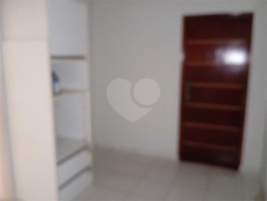 Sobrado 4 dormitórios, 2 suítes no Santa Felícia.