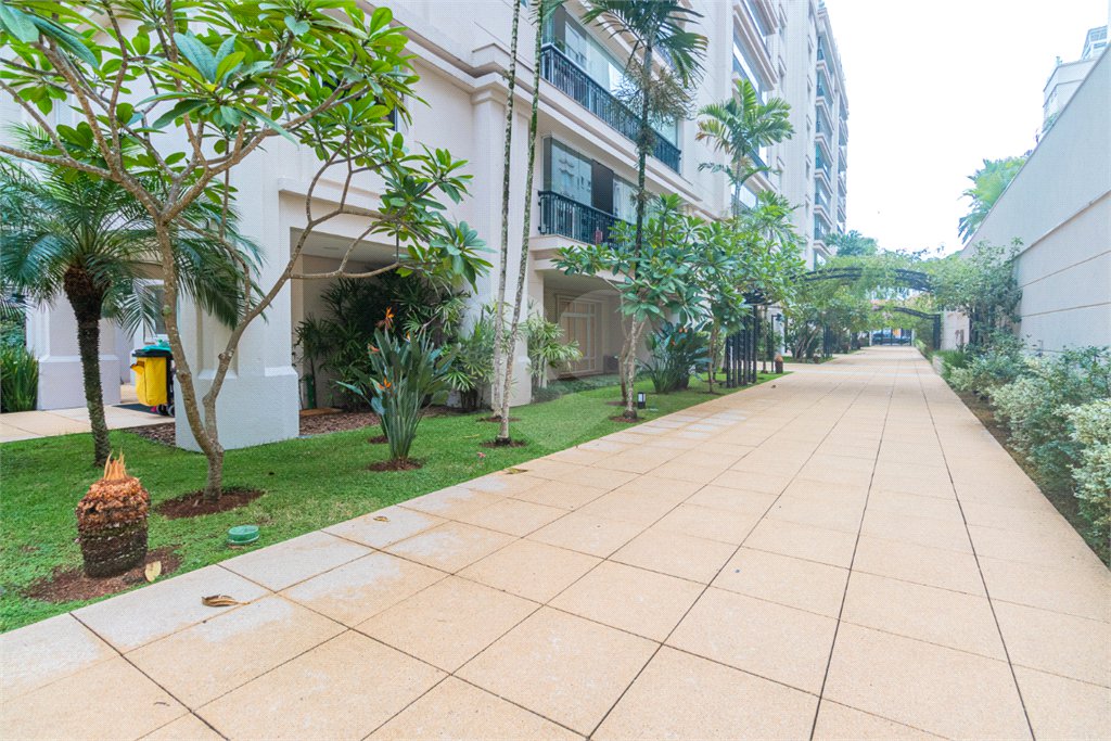 Apartamento à venda com 2 suítes em Alto da Boa Vista, São Paulo, SP