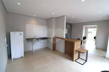 Apartamento à venda com 2 quartos em Sítio da Figueira, São Paulo, SP