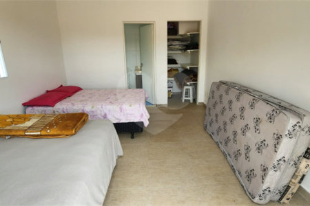 Casa à venda com 4 quartos, sendo 2 suítes, no condomínio Marinas, Bom Jesus dos Perdões - SP