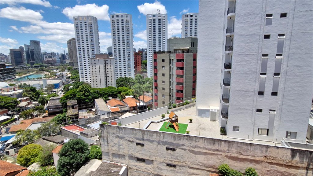 Apartamento à venda com 3 quartos, sendo 2 suítes, em Real Parque, São Paulo, SP