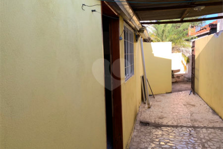 Casa à venda com 4 quartos em Jardim Roriz, Três Lagoas, MS
