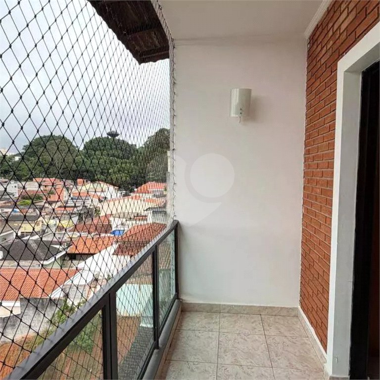 Sobrado à venda com 3 quartos, sendo 1 suíte, em Parque Maria Domitila, São Paulo, SP