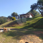 Sítio à venda com 4 quartos, sendo 1 suíte,  em Cruz das Almas, Biritiba-mirim, SP