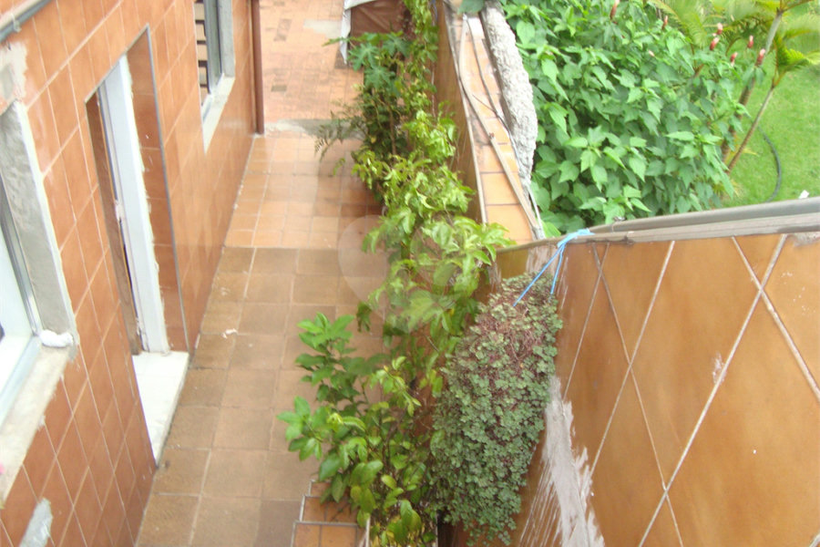 Sobrado à venda com 7 quartos, sendo 1 suíte, em Santana, São Paulo, SP