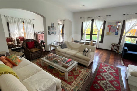 Casa à venda com 4 quartos, sendo 2 suítes, em Lar São Paulo, São Paulo, SP