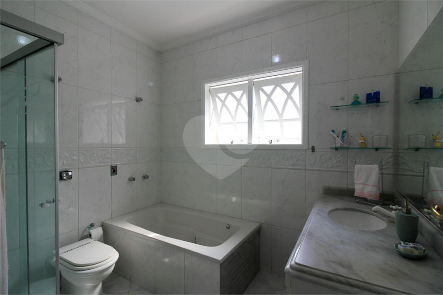 Casa à venda com 3 quartos, sendo 1 suíte,  em Santana, São Paulo, SP