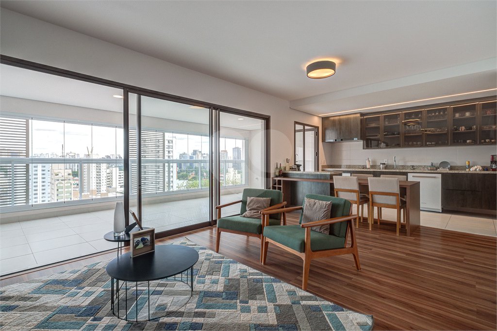 Apartamento à venda com 3 suítes em Brooklin, São Paulo, SP
