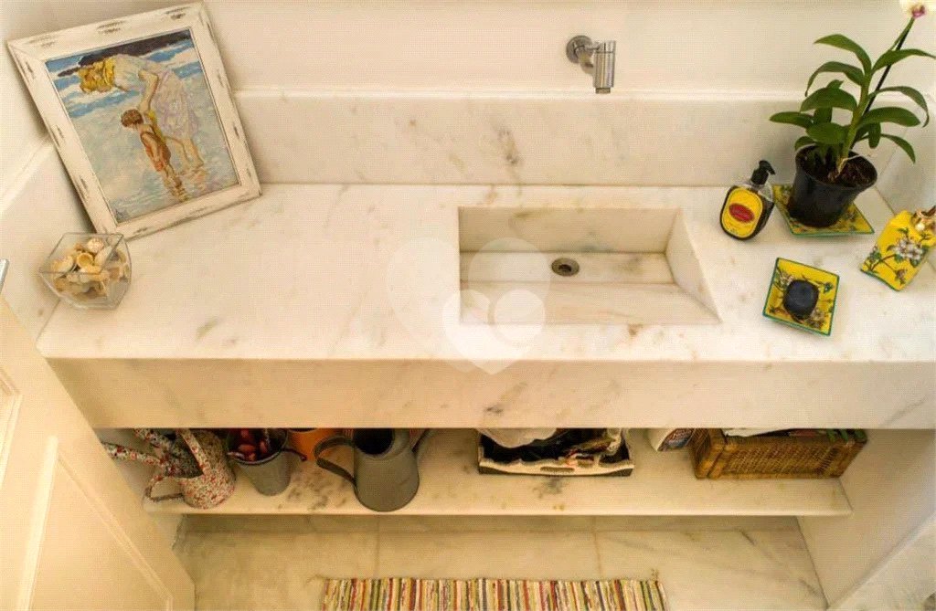 Apartamento à venda com 4 quartos, sendo 2 suítes, em Copacabana, Rio de Janeiro, RJ