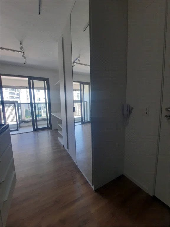 Apartamento à venda ou para alugar com 1 suíte em Sumarezinho, São Paulo, SP