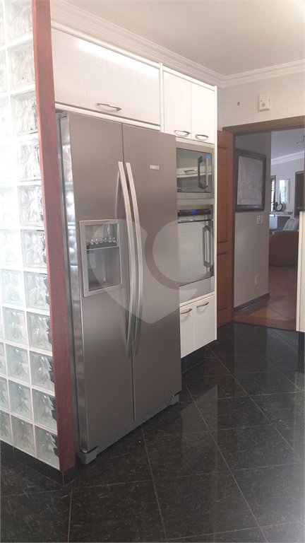 Casa à venda com 5 quartos, sendo 2 suítes, no condomínio Vinhas da Vista Alegre - Lado Sede, Vinhedo - SP