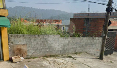 Terreno à venda em Jardim Ikeda, Suzano, SP