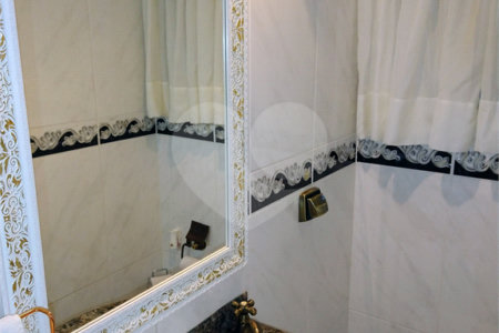 Casa à venda com 3 quartos, sendo 1 suíte, em Parque Vitória, São Paulo, SP