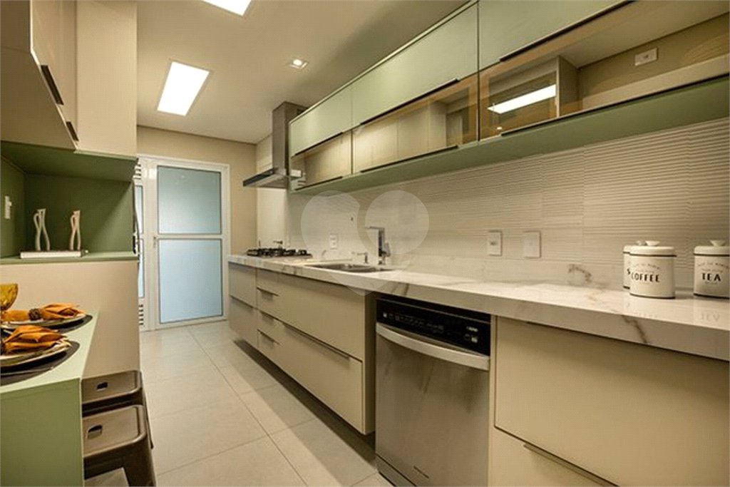 Apartamento à venda com 3 suítes em Indianópolis, São Paulo, SP