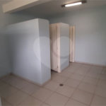 Casa Térrea à venda com 5 quartos, sendo 3 suítes, em Serra da Cantareira, Mairiporã, SP