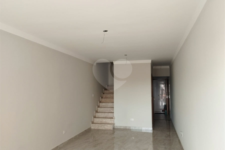 Sobrado à venda com 3 quartos, sendo 1 suíte, em Vila Mazzei, São Paulo, SP