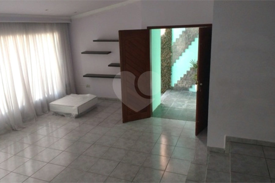 Casa à venda com 3 quartos, sendo 1 suíte,  em Lavapés, Mairiporã, SP