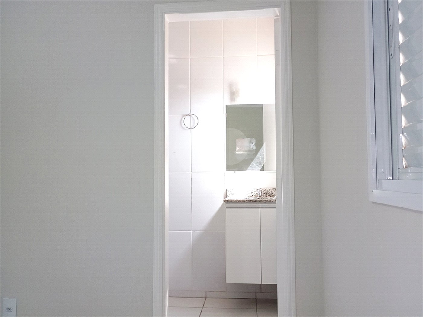 Apartamento à venda com 2 quartos, sendo 1 suíte, em Residencial Flórida, Ribeirão Preto, SP