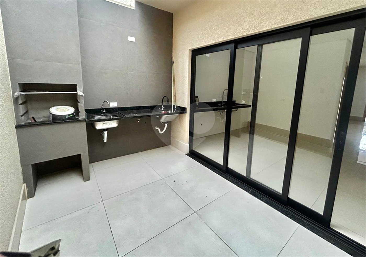 Sobrado à venda com 3 quartos, sendo 1 suíte, em Jardim Maristela, São Paulo, SP