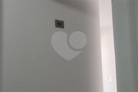 Apartamento à venda com 2 quartos, sendo 1 suíte, em Vila Osasco, Osasco, SP