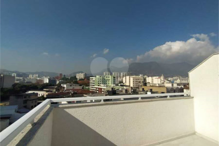 Cobertura à venda com 3 quartos, sendo 2 suítes, em Praça da Bandeira, Rio de Janeiro, RJ