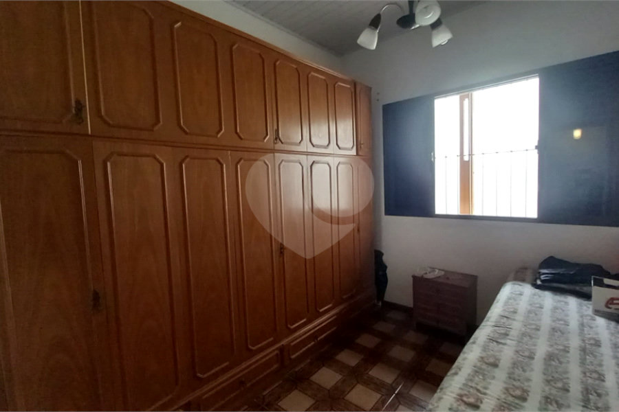 Sobrado à venda com 5 quartos em Tremembé, São Paulo, SP