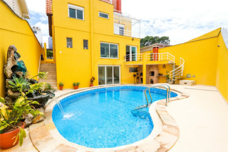 Casa à venda com 4 quartos, sendo 1 suíte, em Jardim Franca, São Paulo, SP