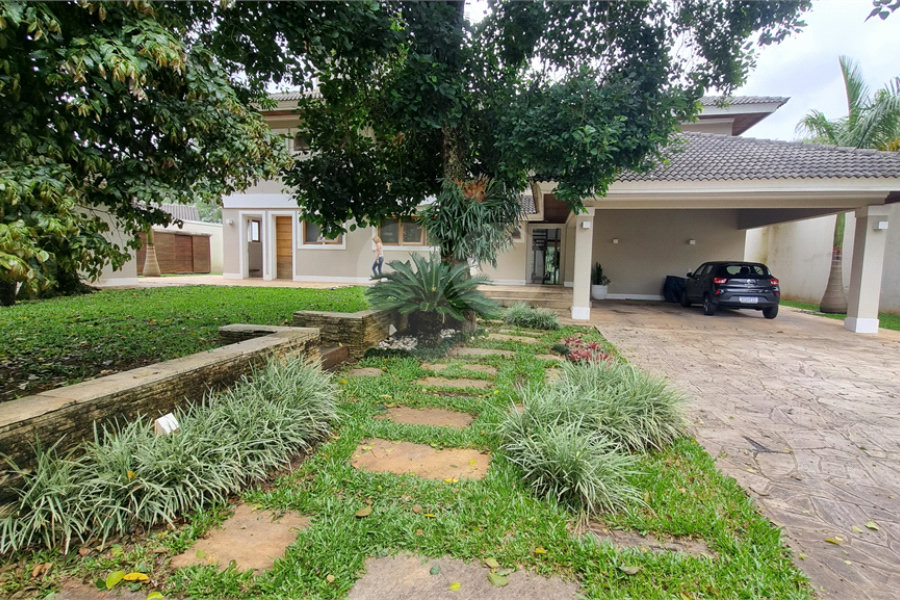 Casa à venda ou para alugar com 5 suítes em Serra da Cantareira, Mairiporã, SP