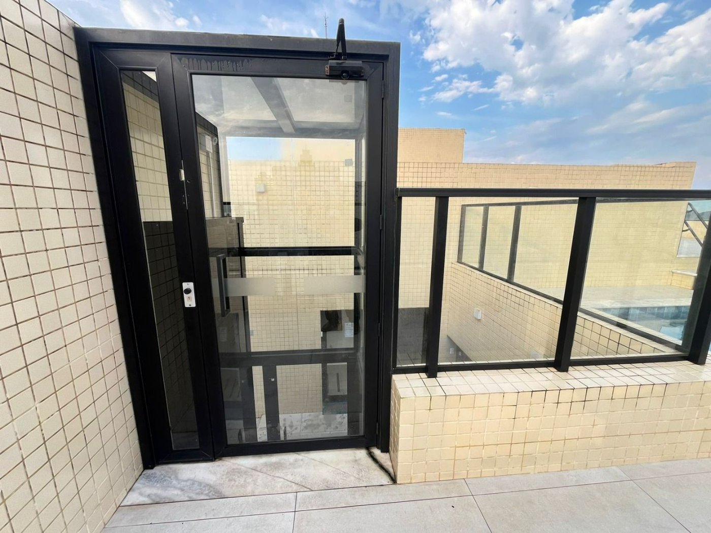 Apartamento com 2 dormitórios à venda, 65 m² por R$ 950.000,00 - Ponta da Praia - Santos/SP