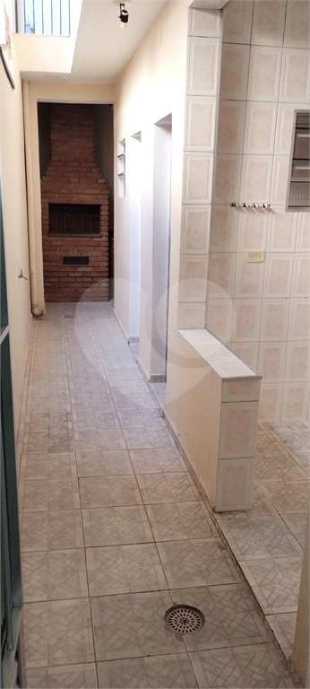 Sobrado à venda com 4 quartos, sendo 1 suíte, em Vila Nivi, São Paulo, SP