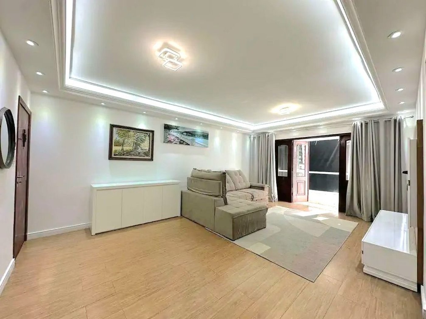 Apartamento perto da praia com 4 dormitórios à venda, 184 m² por R$ 980.000 - Gonzaga - Santos/SP