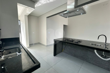 Casa à venda com 3 suítes no condomínio Jardim Villagio Wanel, Sorocaba - SP