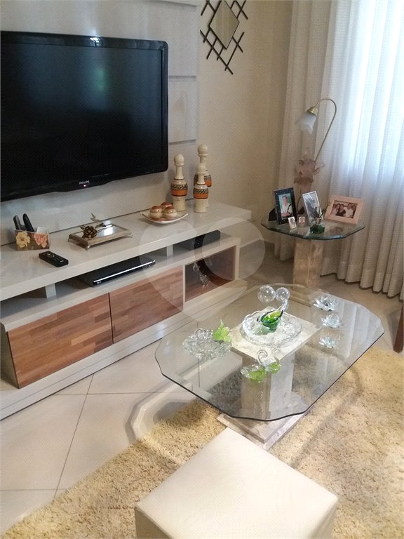 Sobrado à venda com 3 quartos, sendo 1 suíte, em Jardim Japão, São Paulo, SP