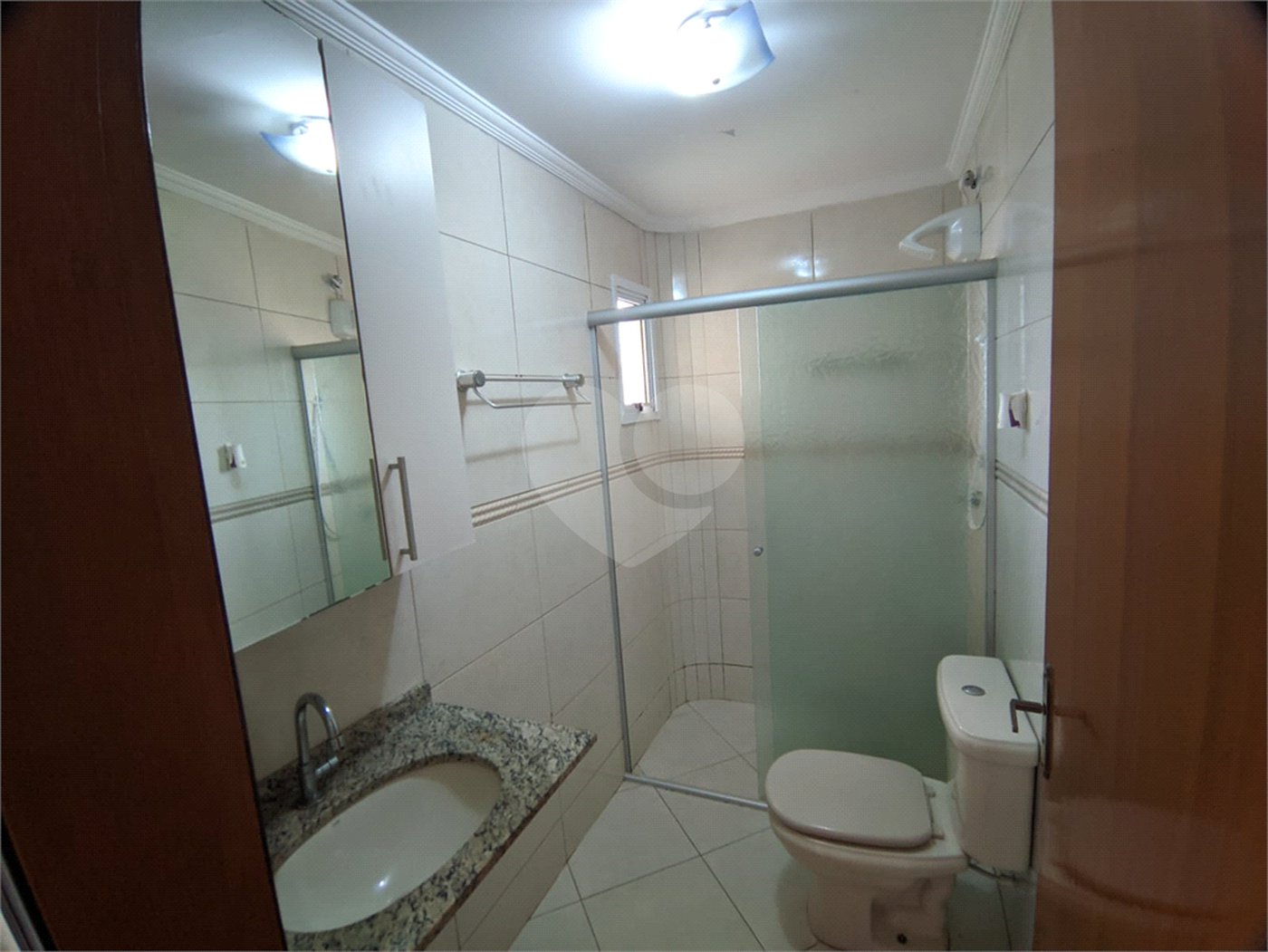 Cobertura à venda com 2 quartos, sendo 1 suíte,  em Vila Scarpelli, Santo André, SP