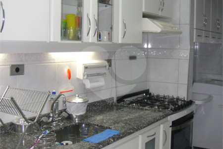 Apartamento à venda com 3 quartos, sendo 1 suíte, em Itaim Bibi, São Paulo, SP