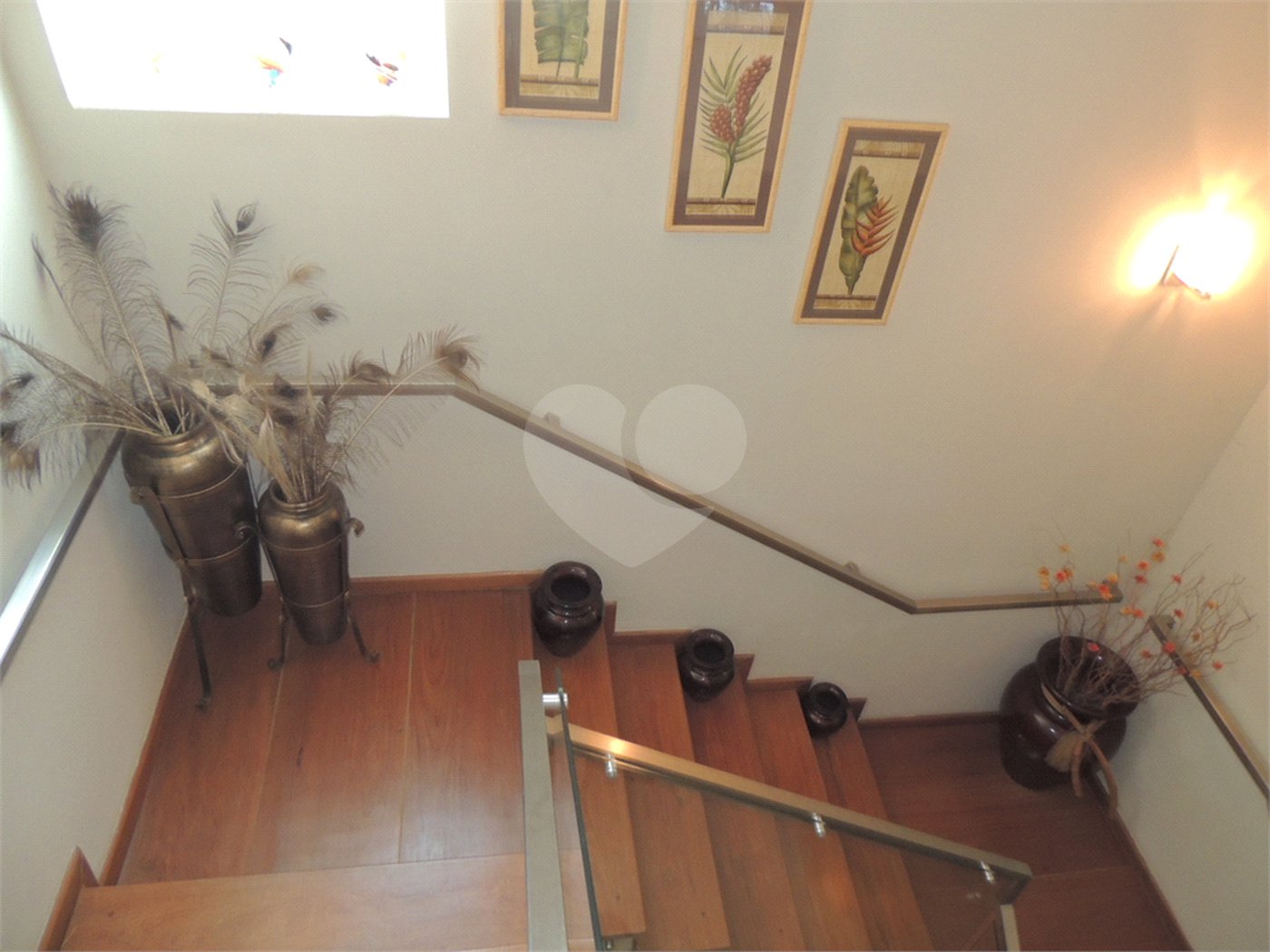 Casa à venda com 4 suítes no condomínio Ville de France, São Paulo - SP