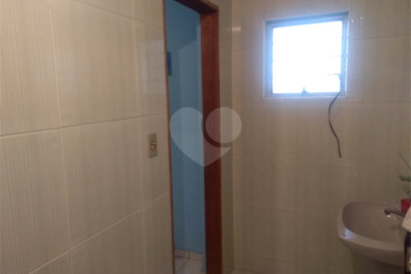 Sobrado à venda com 3 quartos, sendo 1 suíte, em Jardim Maria Antônia Prado, Sorocaba, SP