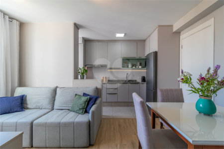 Apartamento à venda com 2 quartos em Santo Amaro, São Paulo, SP