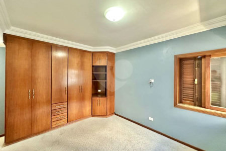 Casa à venda com 4 quartos, sendo 2 suítes,  no condomínio São Paulo Ii, Cotia - SP
