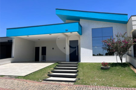 Casa à venda com 3 quartos, sendo 1 suíte, no condomínio Cond Laguna, Indaiatuba - SP