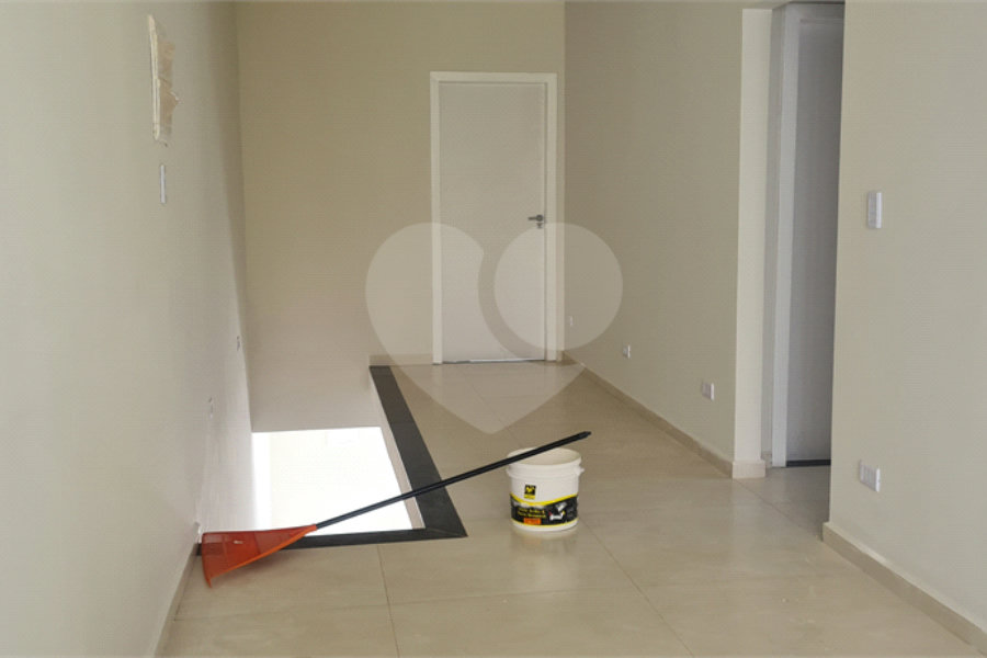 Casa à venda com 3 quartos, sendo 1 suíte, no condomínio Estancia da Serra / Residencial Nova Mairipora, Mairiporã - SP