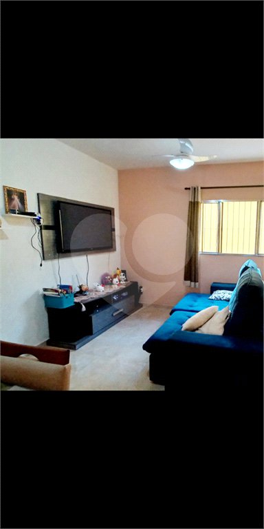 Casa à venda com 2 quartos, sendo 1 suíte, no condomínio Residencial Mirage, Mogi das Cruzes - SP