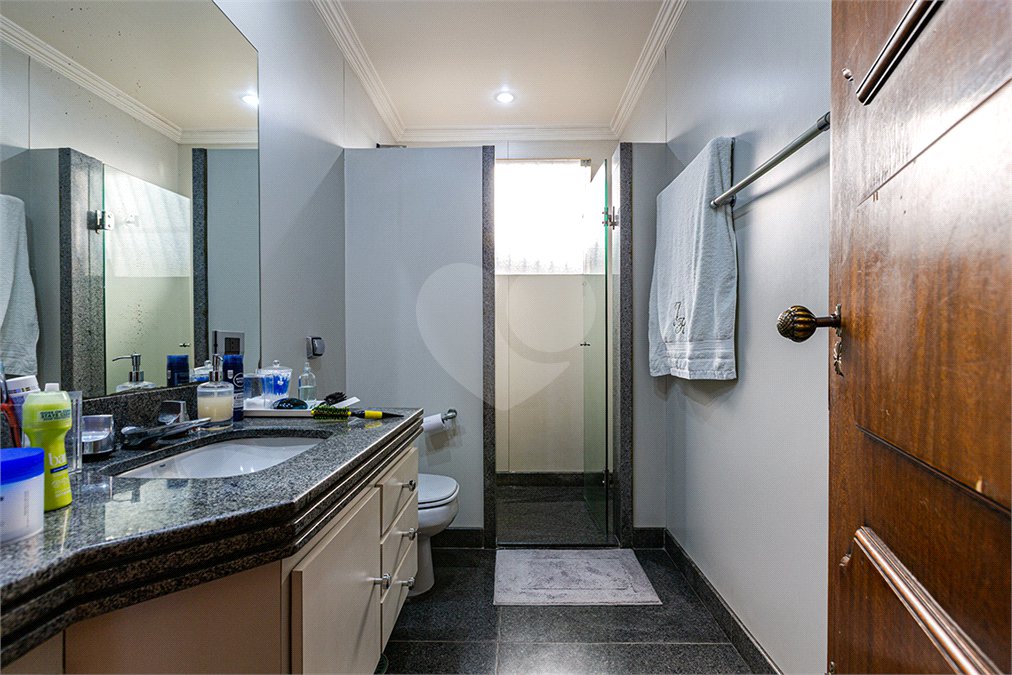 Casa Térrea à venda com 3 quartos, sendo 1 suíte, em Alto de Pinheiros, São Paulo, SP