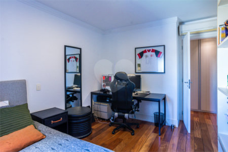 Apartamento à venda com 3 suítes em Granja Julieta, São Paulo, SP